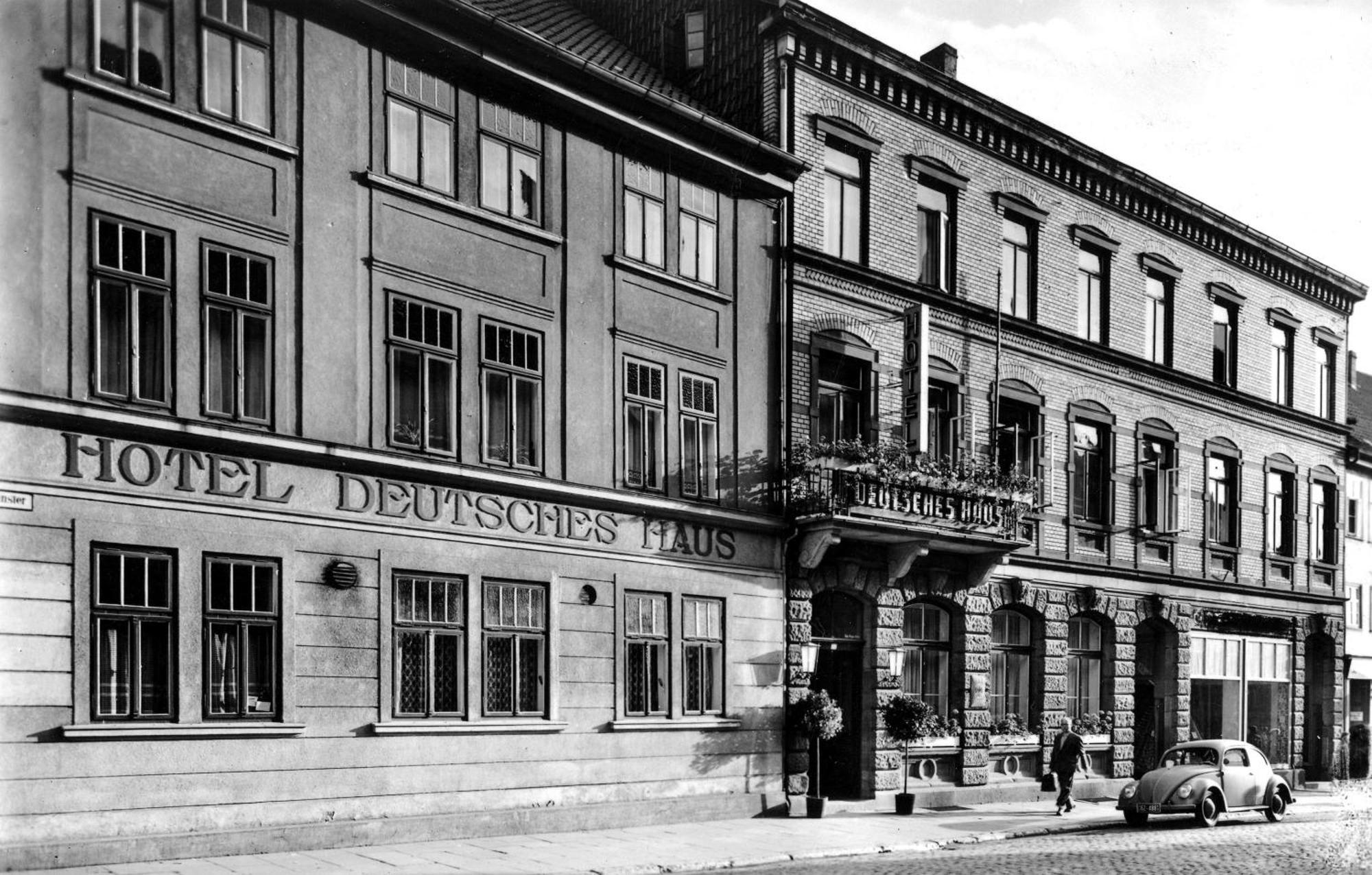 Hotel Deutsches Haus Нортхайм Екстериор снимка