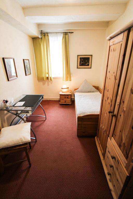 Hotel Deutsches Haus Нортхайм Екстериор снимка