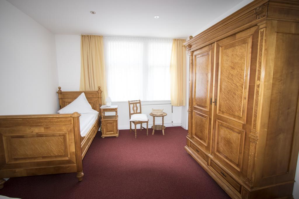 Hotel Deutsches Haus Нортхайм Екстериор снимка